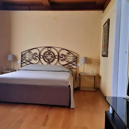 B&B Le Stanze Del Belriguardo Voghiera Kültér fotó