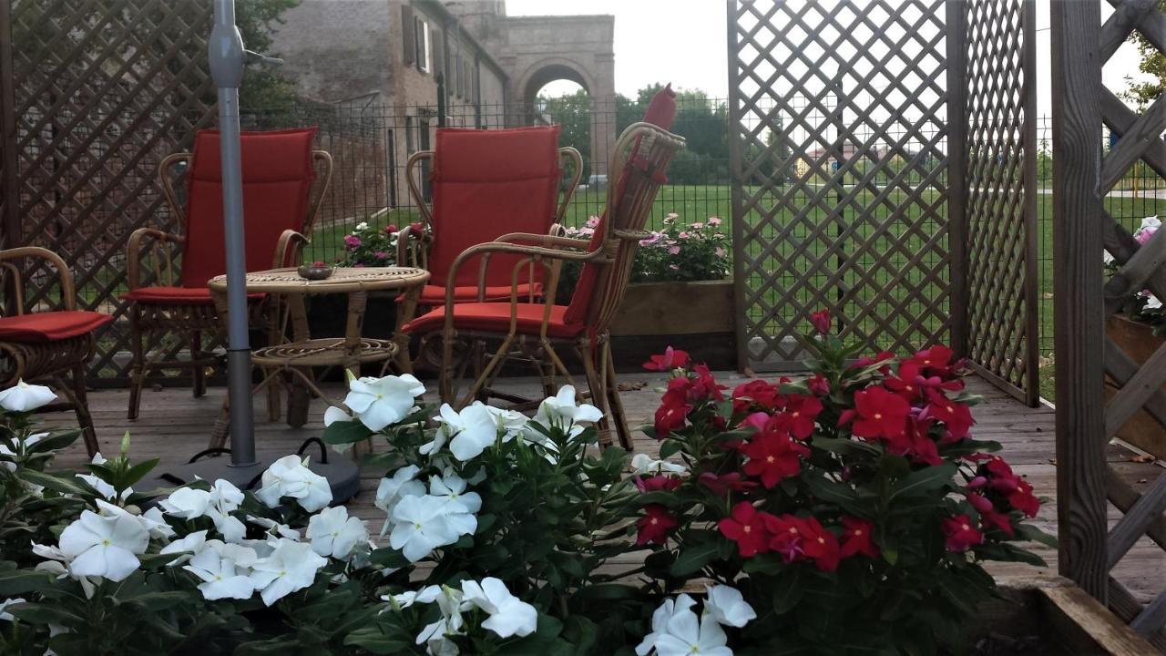 B&B Le Stanze Del Belriguardo Voghiera Kültér fotó